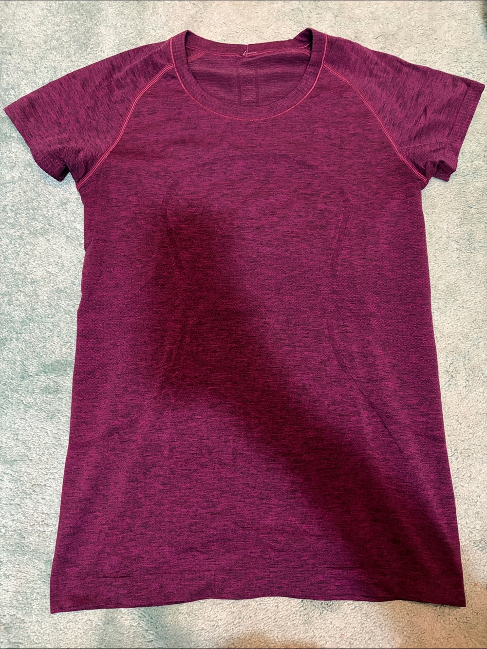 Heathered Berry Lululemon Short Sleeve Tee